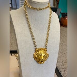 Vintage Gold Tone Lion Head Necklace